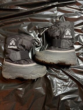 Kamik Kids Black & Gray Snow Boots with Adjustable Strap